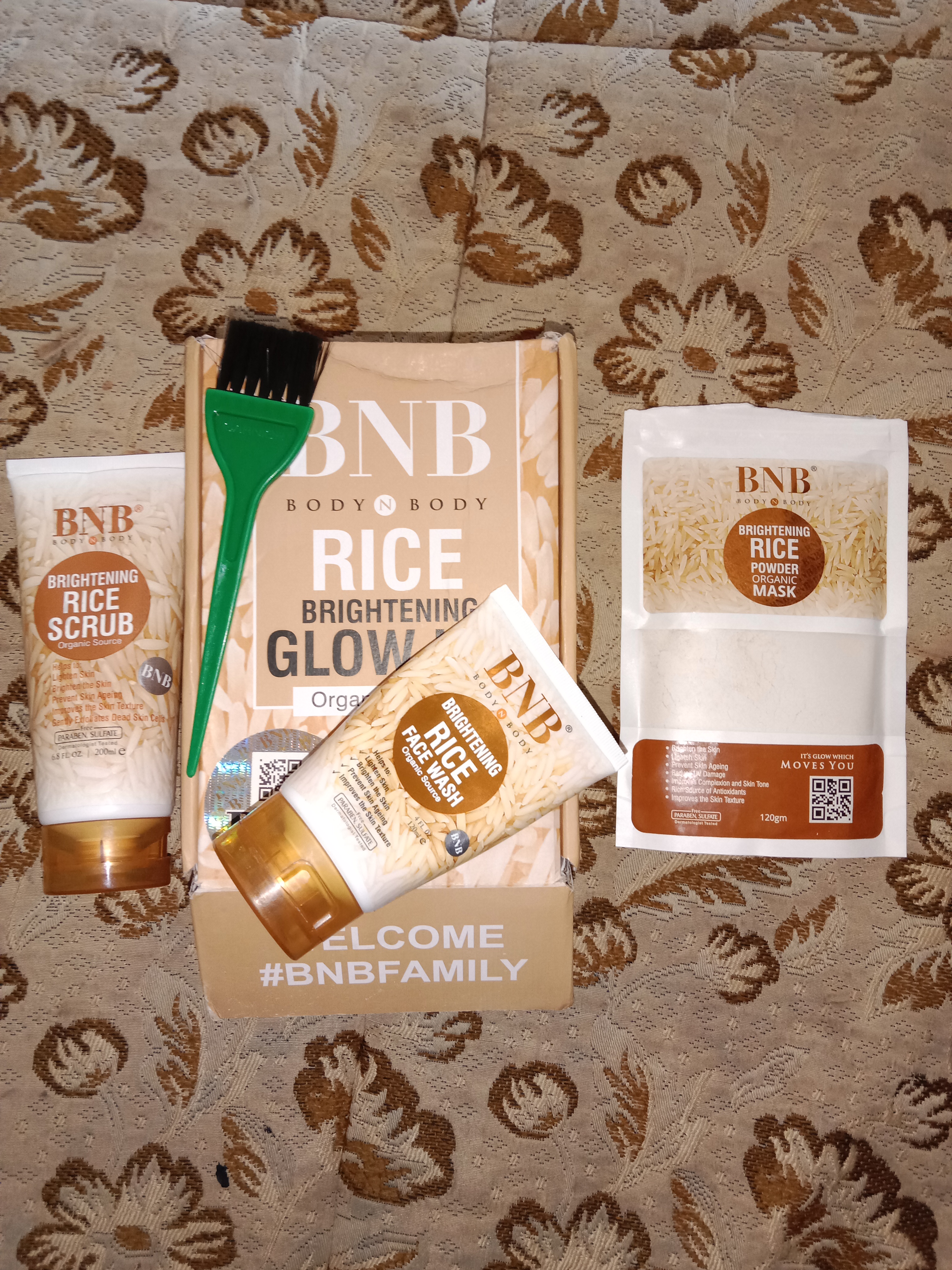 Best Rice Extract Facial Kit for Bright & Glow Skin in Pakistan